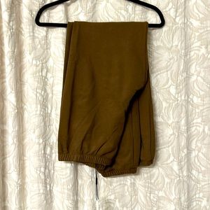 NWT talulah chocolate brown sweatpants